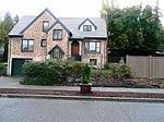 9002 Burke Ave N, Seattle, WA