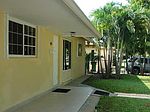 421 SW 68th Ave, Miami, FL