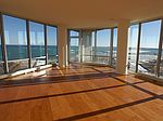 1918 E Lafayette Pl, Milwaukee, WI