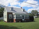 65 Hewitt St, Saluda, VA