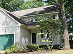 15 Arbor Rd, South Burlington, VT