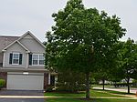 Serenity Ln, Naperville, IL