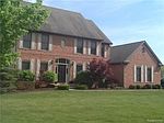 7575 Setters Pointe Dr, Brighton, MI