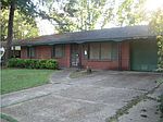 1971 Edward Ln, Jackson, MS