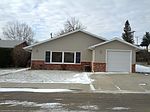 963 Teton Ave, Shelby, MT