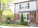 G7 Shirley Ln, Lawrence, NJ