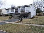 533 Castle Ct, Bolingbrook, IL
