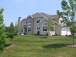 130 Sagewood Dr, Malvern, PA