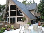 15731 Tiger Mountain Rd SE, Issaquah, WA