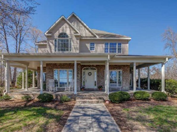 Singles in columbia tennessee