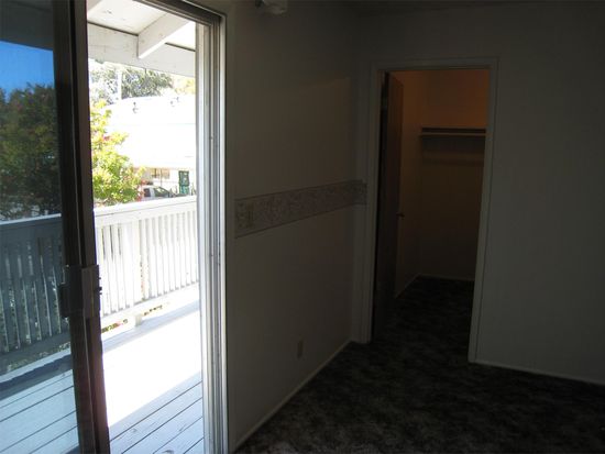 1067 Liberty St APT H, Redding, CA 96001