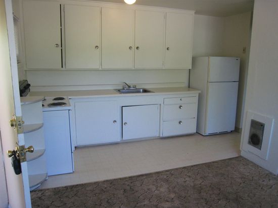 764 West St, Redding, CA 96001
