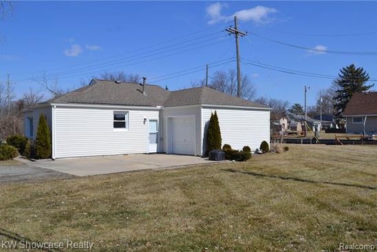 3120 N Duck Lake Rd Highland Mi 48356 Realestatecom